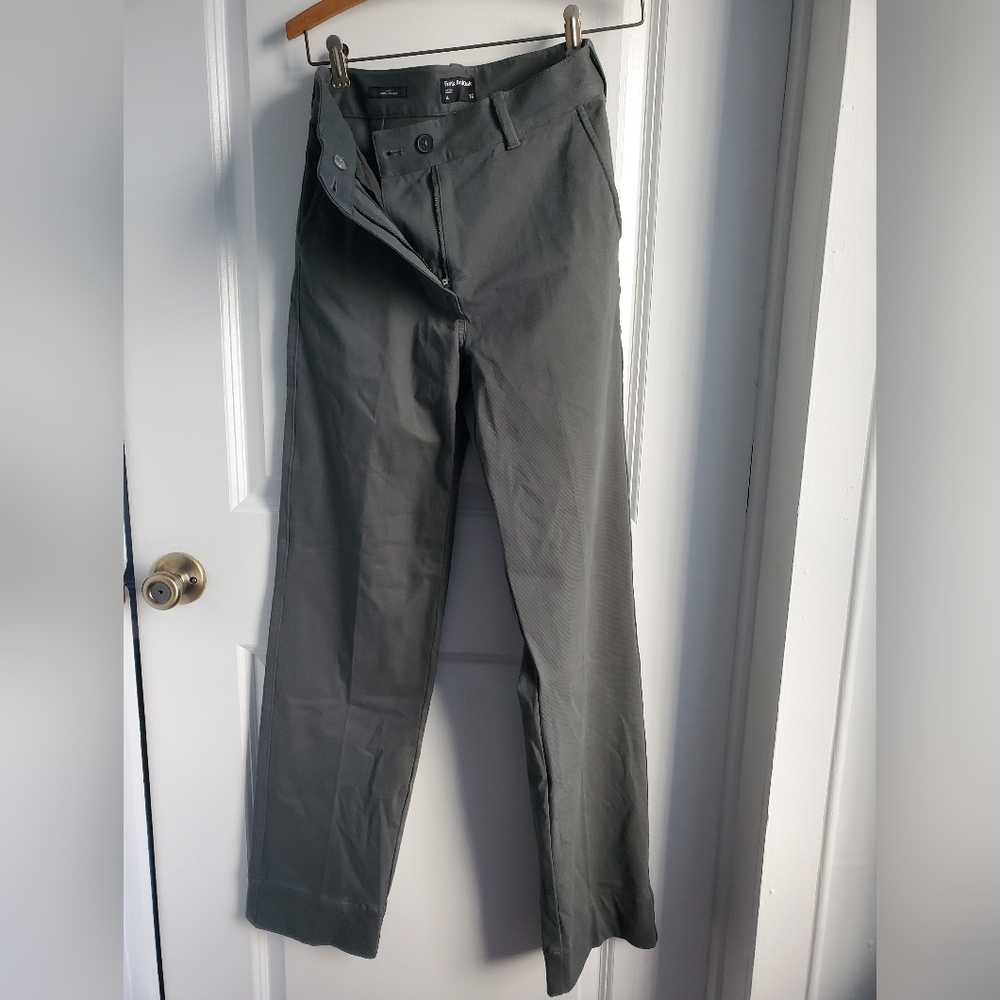 Frank & Oak Jane pant in smoky green (size 4)